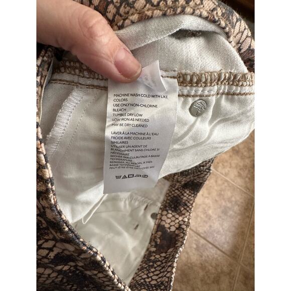 Free People Two Faced Snakeskin Denim EUC 30 We‎ the Free - Picture 5 of 7